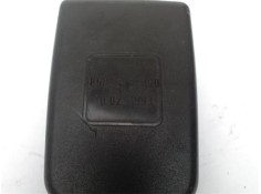 Recambio de anclaje cinturon delantero izquierdo para nissan terrano ii (r20) 2.4 4wd referencia OEM IAM 868420F000  