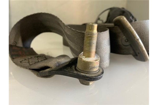 Recambio de cinturon seguridad delantero derecho para nissan terrano ii (r20) 2.4 4wd referencia OEM IAM 868440F 868440F060 