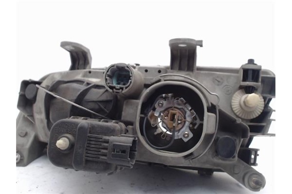 Recambio de faro delantero dcho para nissan primera berlina (p11) referencia OEM IAM B601070J17  
