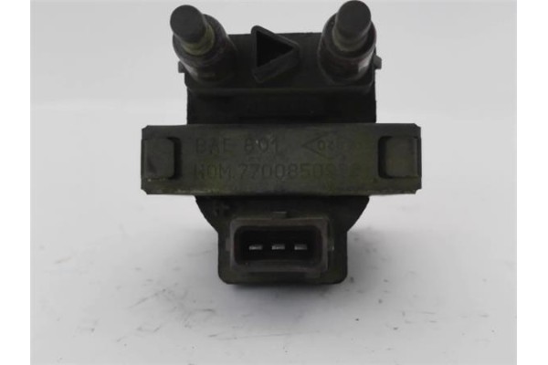 Recambio de bobina encendido para renault laguna (b56) 3.0 v6 baccara (b56e/r) referencia OEM IAM BAE801 7700850999 