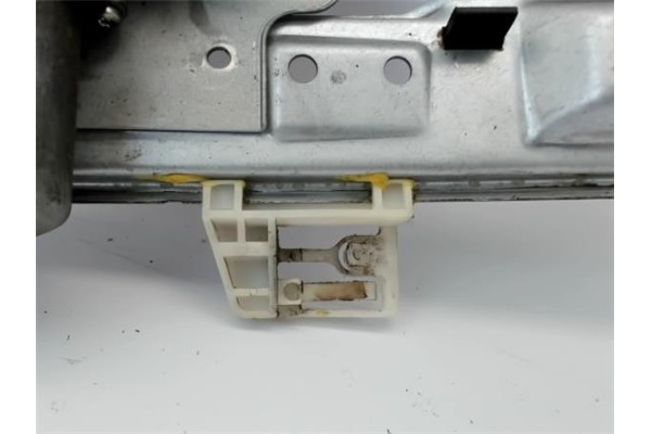 Recambio de mecanismo elevalunas trasero derecho para renault megane ii berlina 5p referencia OEM IAM   