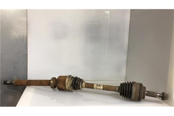 Recambio de palier delantero derecho para renault clio ii fase i (b/cb0) 1.5 dci (b/cb3m) referencia OEM IAM 8200538738  8200535