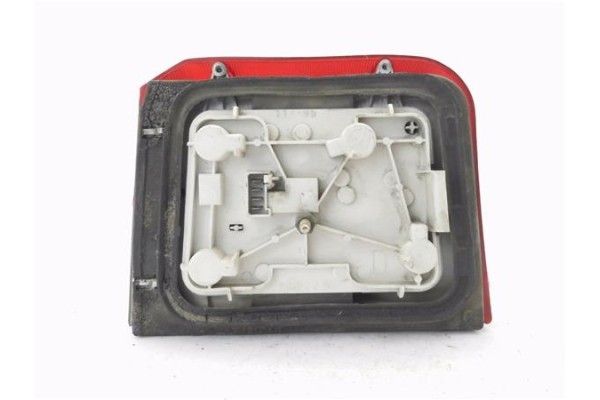 Recambio de piloto trasero derecho para peugeot 205 ii (20a/c) 1.8 diesel referencia OEM IAM 635182  