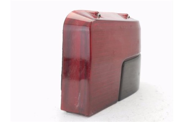 Recambio de piloto trasero derecho para peugeot 205 ii (20a/c) 1.8 diesel referencia OEM IAM 635182  
