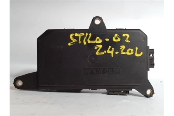 Recambio de centralita cierre para fiat stilo (192) 2.4 20v gt referencia OEM IAM 46784224 129702 