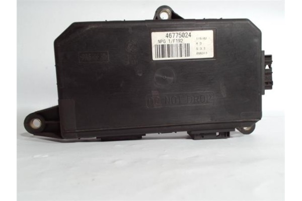Recambio de centralita cierre para fiat stilo (192) 2.4 20v gt referencia OEM IAM 46775024 096313 
