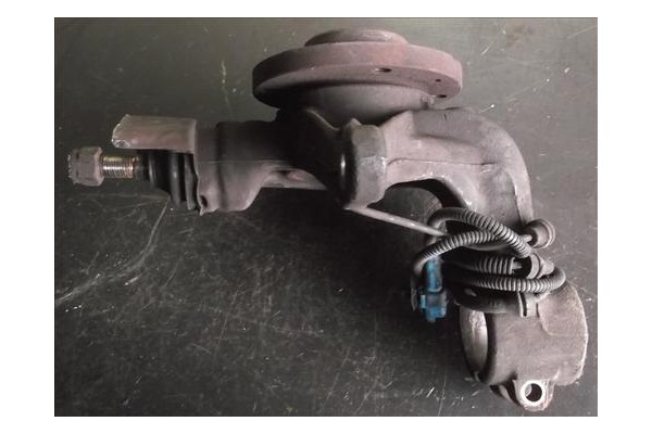 Recambio de mangueta delantero izquierda para citroen c5 berlina 1.6 business referencia OEM IAM 364664  