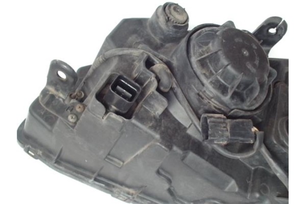 Recambio de faro delantero dcho para kia carens (rs) 2.0 crdi referencia OEM IAM K2JA51030 PP0327D 