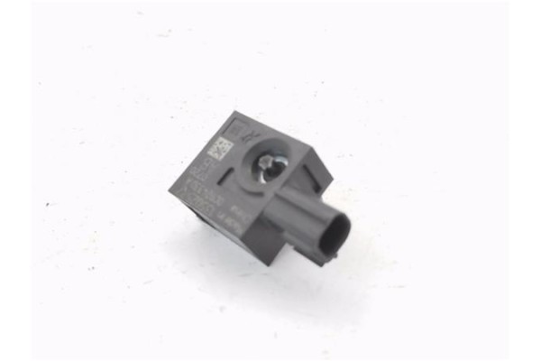 Recambio de sensor impacto para opel astra j 1.6 referencia OEM IAM 13502577  