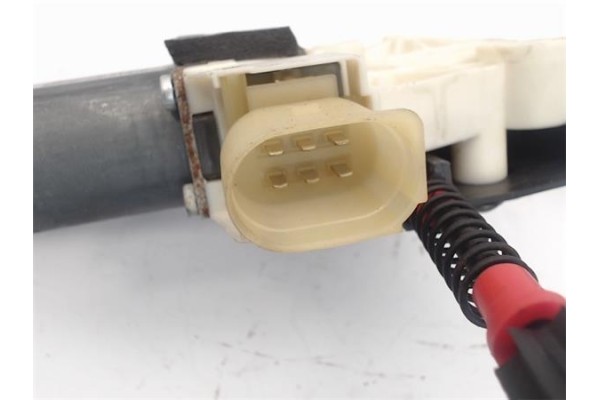 Recambio de mecanismo elevalunas delantero derecho para ford mondeo iv 2.0 tdci referencia OEM IAM 0130822280  