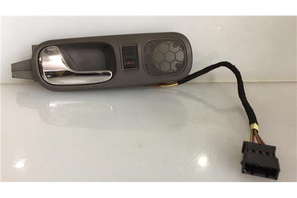 Recambio de manilla int. puerta delantero izquierda para audi a3 (8l) 1.8 t ambiente referencia OEM IAM 8L1837019  