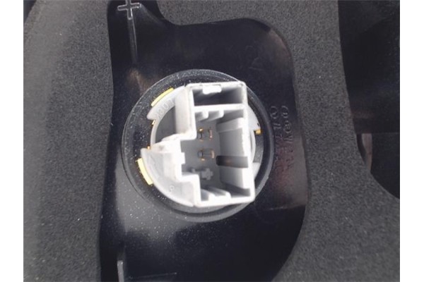 Recambio de piloto trasero izquierdo para mazda 3 berlina (bk) referencia OEM IAM BP4K51180D  