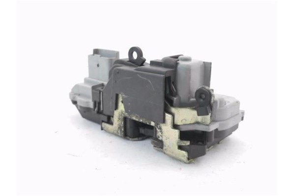 Recambio de cierre electromagnetico delantero izquierdo para citroen xsara picasso 2.0 hdi referencia OEM IAM 9135H5  