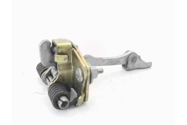 Recambio de asegurador puerta delantero derecha para citroen c2 1.4 hdi referencia OEM IAM 9181H6  