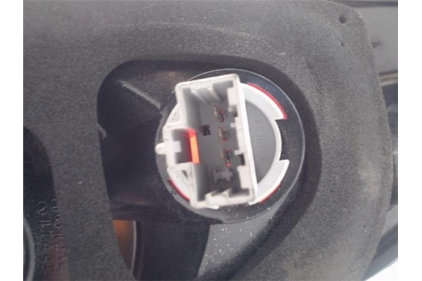 Recambio de piloto trasero izquierdo para mazda 3 berlina (bk) referencia OEM IAM BP4K51180D  