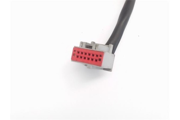 Recambio de retrovisor electrico derecho para ford mondeo iv 2.0 tdci referencia OEM IAM 7S7117682ME  
