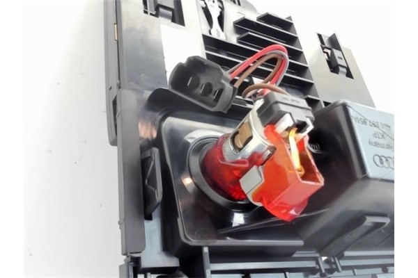 Recambio de cenicero para audi s6 berlina (4gc) 4.0 tfsi quattro referencia OEM IAM 4G0857951A  