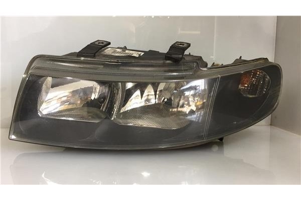 Recambio de faro delantero izquierdo para seat leon (1m1) 1.9 tdi referencia OEM IAM 1M1941001D 67742691 