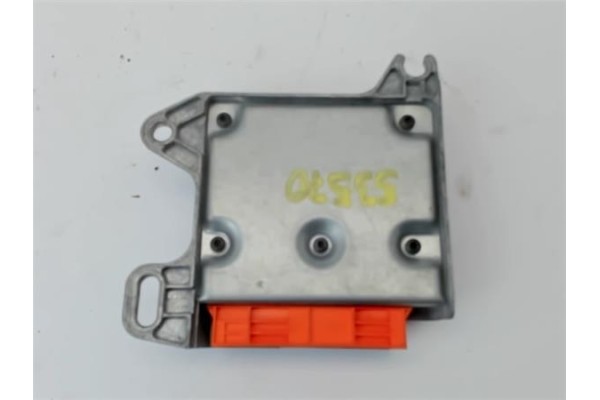 Recambio de centralita airbag para renault kangoo 4x4 1.9 rapid referencia OEM IAM 8200381660  