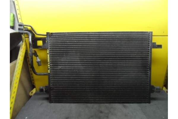 Recambio de radiador aire acondicionado para volkswagen passat berlina (3b3) 1.8 t 20v referencia OEM IAM 3B0260401  3B0260401A 