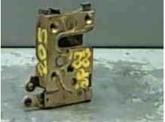 Recambio de cierre electromagnetico delantero izquierdo para peugeot 205 ii (20a/c) 1.4 referencia OEM IAM 913593  