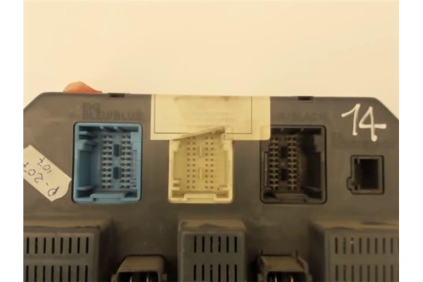 Recambio de caja fusibles/rele para peugeot 207 referencia OEM IAM 9663798280  