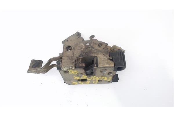 Recambio de cierre electromagnetico delantero izquierdo para citroen jumper furgón 2.5 d referencia OEM IAM 913599  