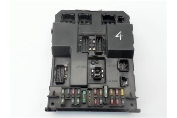 Recambio de caja fusibles/rele para peugeot 307 (s1) referencia OEM IAM 9651197580  