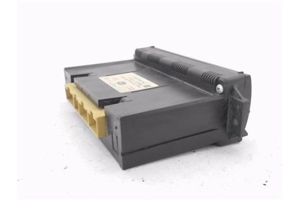 Recambio de mandos climatizador para seat toledo (1m2) 1.9 tdi referencia OEM IAM 1M0820043C 5HB00797801 