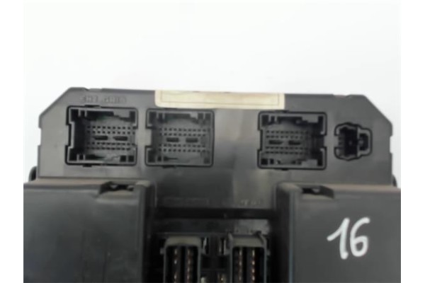 Recambio de caja fusibles/rele para citroen c5 berlina referencia OEM IAM 9651197580  