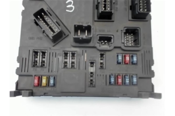 Recambio de caja fusibles/rele para citroen c3 1.4 hdi 16v exclusive referencia OEM IAM 9649811480  