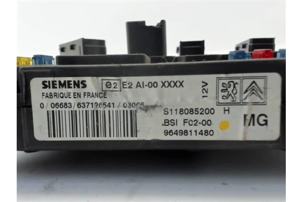 Recambio de caja fusibles/rele para citroen c3 1.4 hdi 16v exclusive referencia OEM IAM 9649811480  
