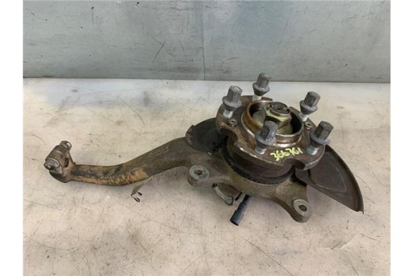 Recambio de mangueta delantero izquierda para ssangyong rodius 2700 referencia OEM IAM 4121021000  