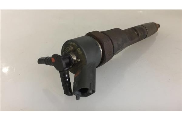 Recambio de inyector para renault master ii furgón (fd) 1.9 dti referencia OEM IAM 8200100272  