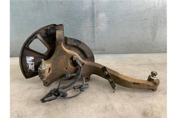 Recambio de mangueta delantero izquierda para ssangyong rodius 2700 referencia OEM IAM 4121021000  