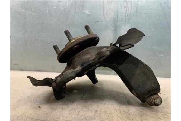 Recambio de mangueta delantero derecha para volvo c30 2.0 d referencia OEM IAM 30760281  
