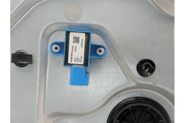 Recambio de mecanismo elevalunas delantero derecho para volvo c30 2.0 d referencia OEM IAM 8679979RH  