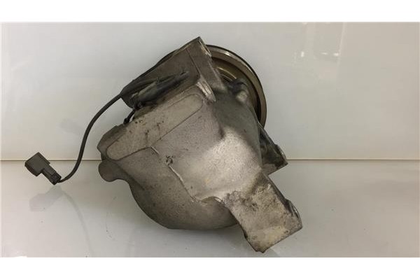 Recambio de compresor aire acond. para nissan primera berl./ traveller (p10/w10) 2.0 16v referencia OEM IAM 9260062J01 NVR1405 9
