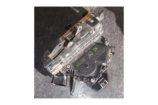 Recambio de cierre electromagnetico delantero derecho para ford focus (daw, dbw) 1.8 tdci referencia OEM IAM 4692458  