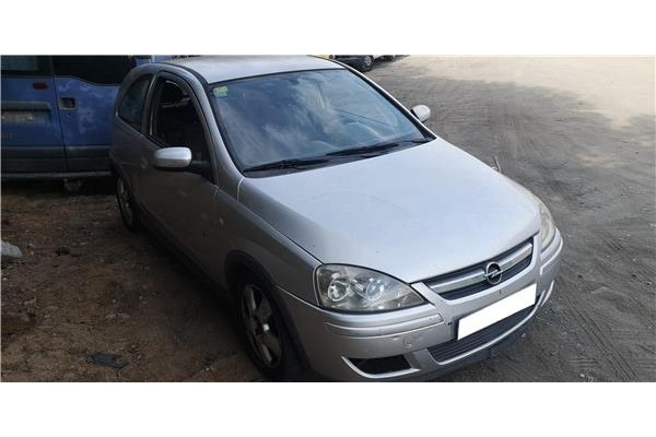 opel corsa c (2003) del año 