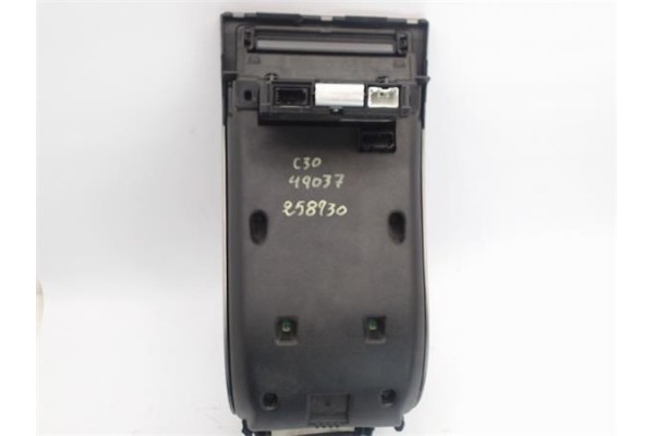 Recambio de consola para volvo c30 2.0 d referencia OEM IAM 30695634  