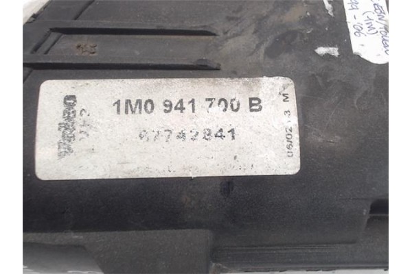 Recambio de faro antiniebla derecho para seat leon (1m1) referencia OEM IAM 1M0941700B 07742841 