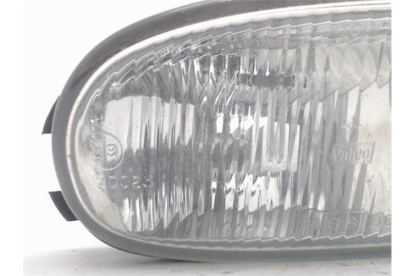 Recambio de faro antiniebla derecho para renault clio ii fase i (b/cb0) referencia OEM IAM 7700835210 67736160 