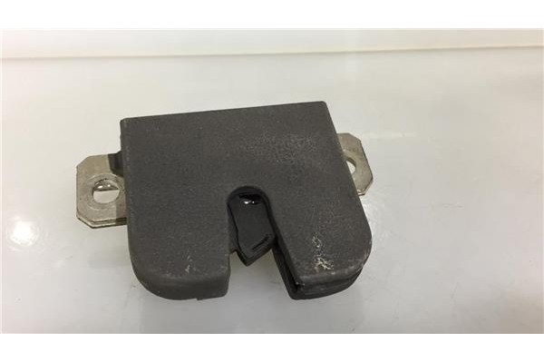 Recambio de cierre electromagnetico porton para seat ibiza (6l1) 1.9 tdi referencia OEM IAM 6L6827505A  