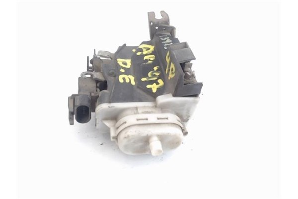 Recambio de cierre electromagnetico delantero izquierdo para audi a4 berlina (b5) 1.8 referencia OEM IAM 8D1837015B  