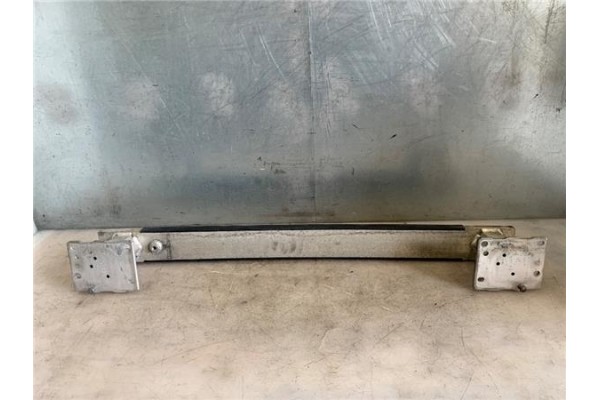 Recambio de refuerzo paragolpes para peugeot 307 break / sw (s1) 2.0 hdi 135 referencia OEM IAM 7106F1  