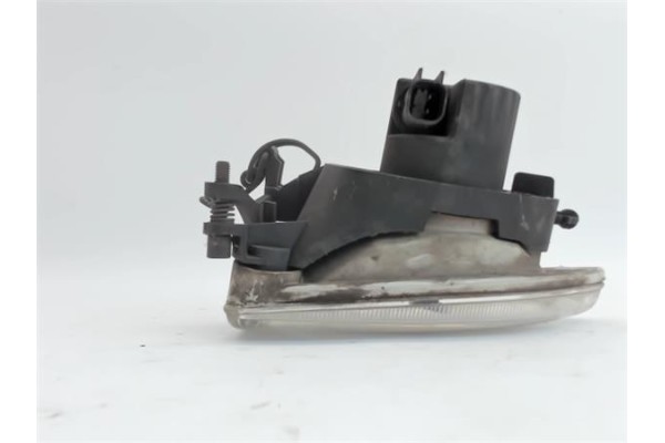 Recambio de faro antiniebla derecho para ford focus berlina (cak) referencia OEM IAM   438 , FIAT | 456 , FIAT | 36 , FORD | E2 