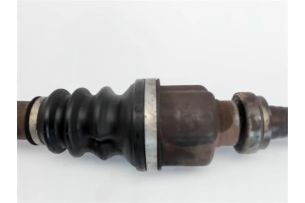 Recambio de palier delantero derecho para peugeot 206 berlina 1.6 16v referencia OEM IAM   