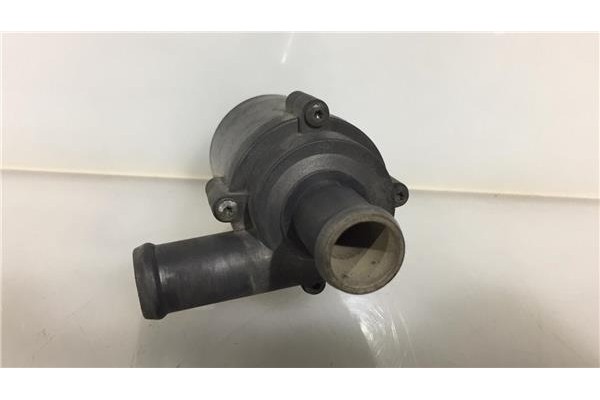 Recambio de termostato para opel vectra c berlina 1.9 essentia referencia OEM IAM 13106848 70037700 