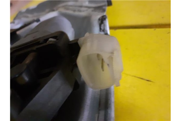 Recambio de elevalunas electrico delantero izquierdo para kia carnival 2.9 crdi referencia OEM IAM 824504D000 2621003580 